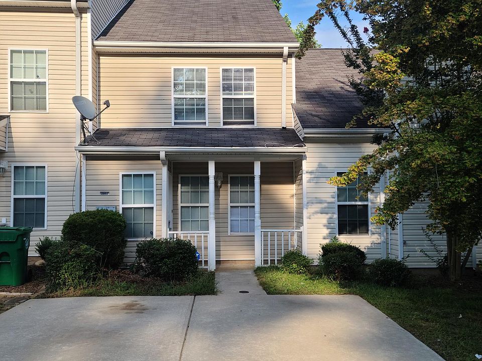 1st image of 2602 Wellington Walk Pl