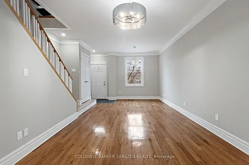 447 Green Ave Photo 1