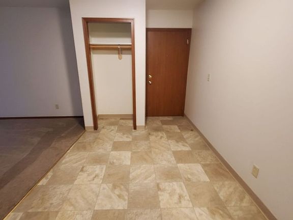 5th image of 853 Eastern Ave #15