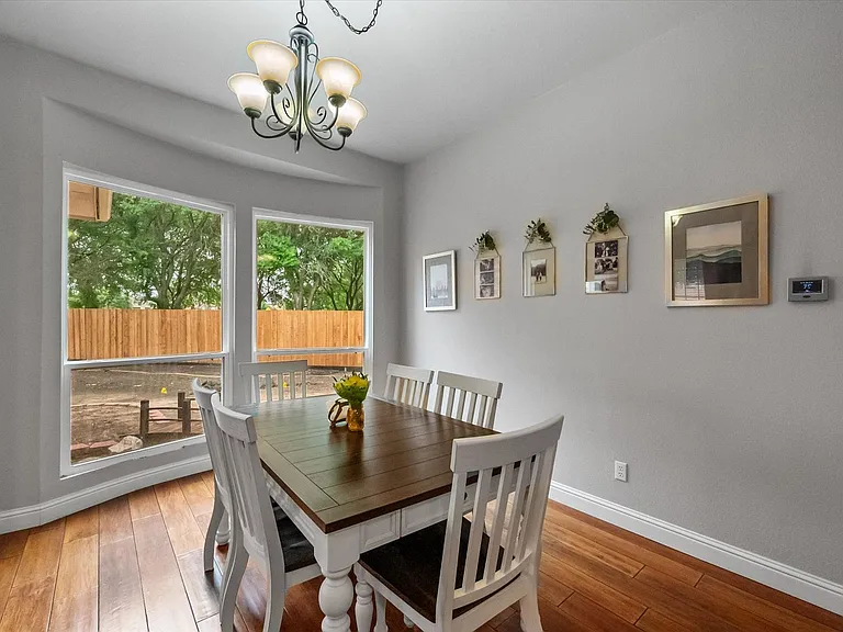 3 Savoy Ct — Photo 14