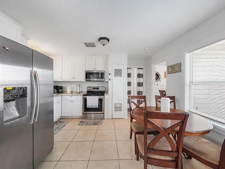 8041 Howard Dr #1 — Photo 10