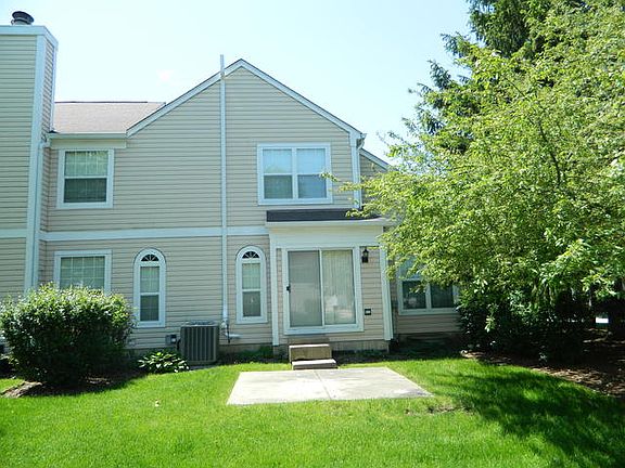 2nd image of 4597 Jade Ln