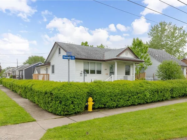 150 Henrietta St, Fort Erie, ON L2A 2J9