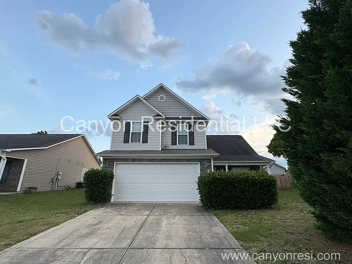 3 bed, 2.5 bath, 1909 sqft, $1,975 — Photo 1
