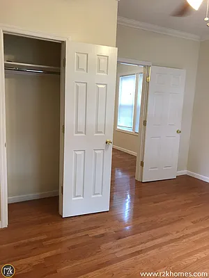 Rented by Realty 2000 Corp | media 29