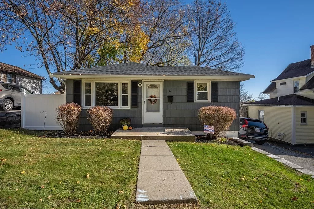 12 Stratfield St, Worcester, MA 01604 | Zillow