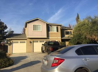 302 Spectacular Bid Dr, Bakersfield, CA 93307