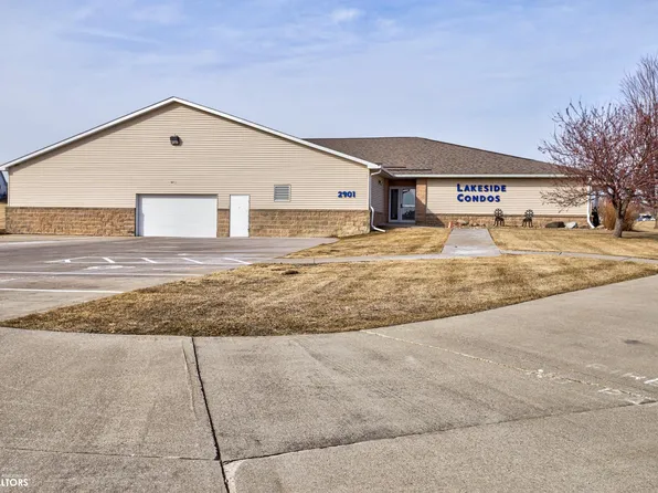 2901 S 2nd St, Marshalltown, IA 50158