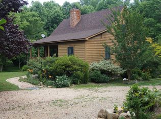 777 Rhue Hollow Rd, Roseland, VA 22967