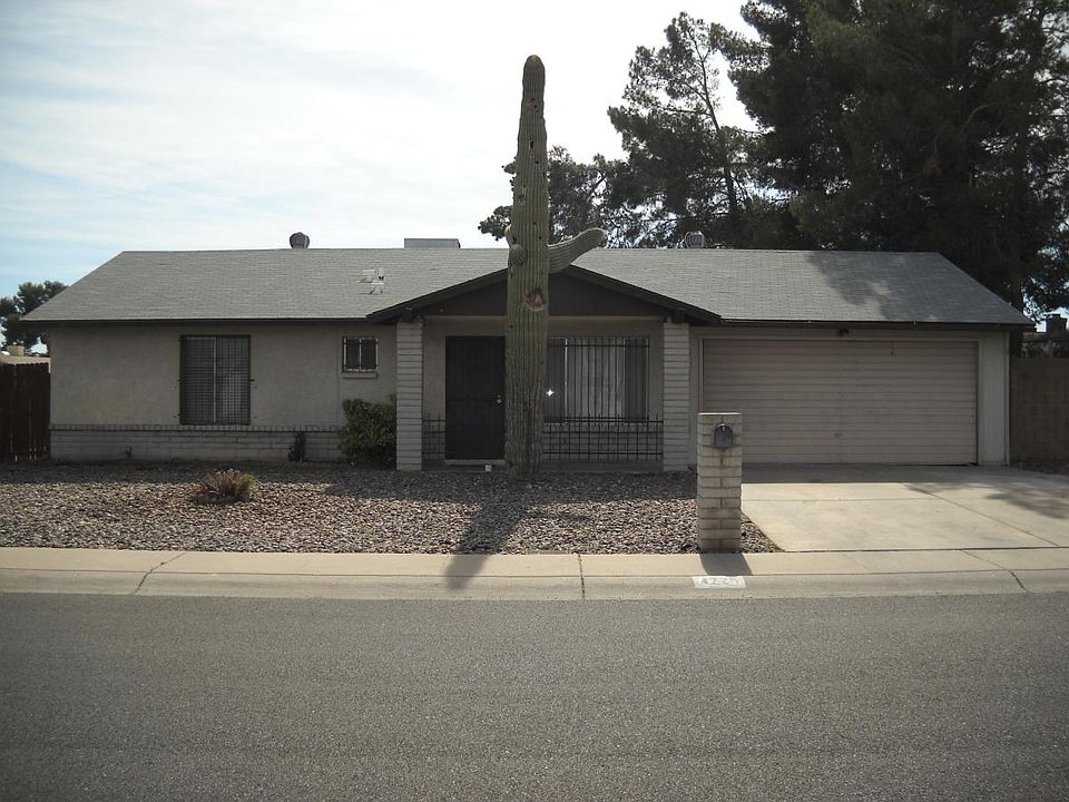 1st image of 4725 W Larkspur Dr