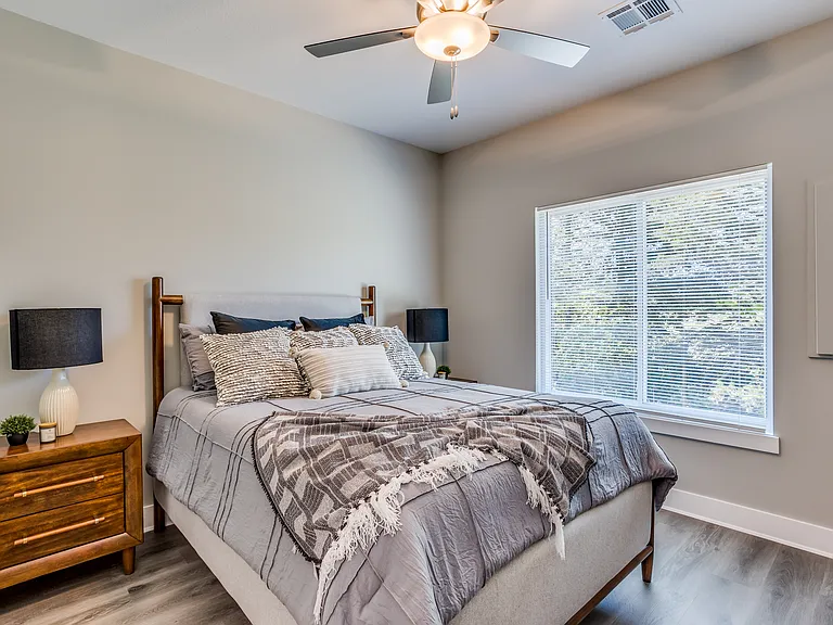 3209 E Thunder St — Photo 16