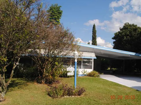 1311 Lester Dr, Lady Lake, FL 32159