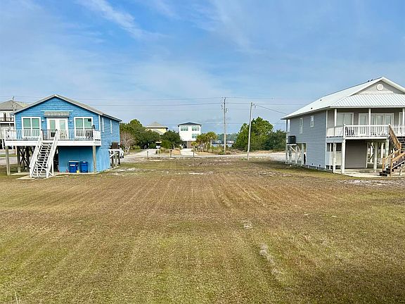 4th image of 1365 W Lagoon Ave