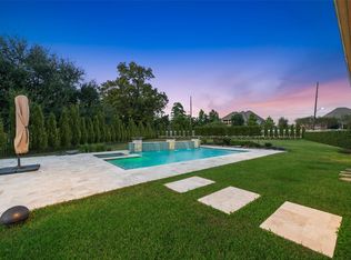 5924 Oak Leaf Ct, Conroe, TX 77304