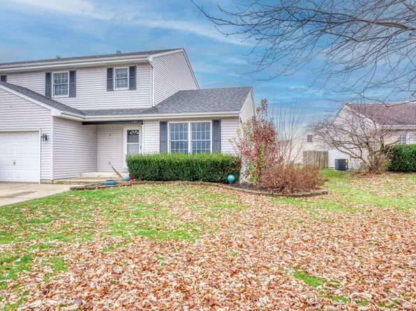 585 Dove Ln, Coal City, IL 60416