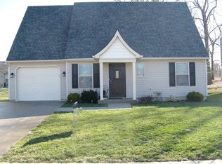 8216 Rachel Ln, Sellersburg, IN 47172