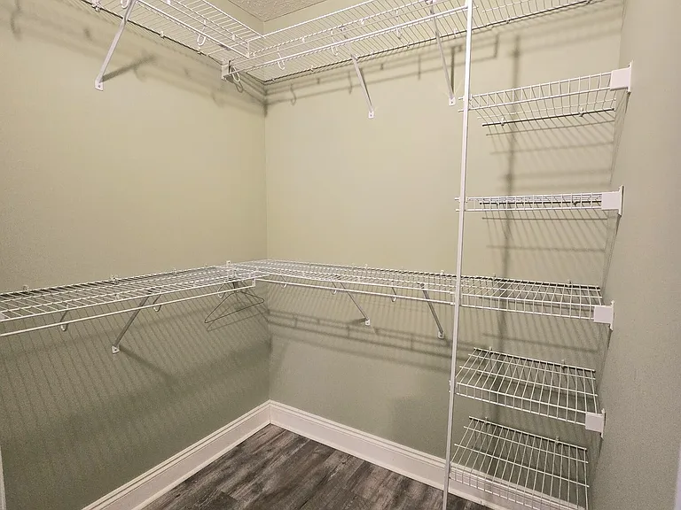 603 Diamonte Cir — Photo 11