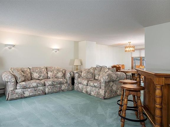 3rd image of 72 Britannia Dr
