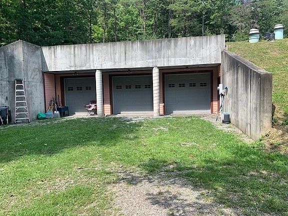 4th image of 12002 Jackson River Rd