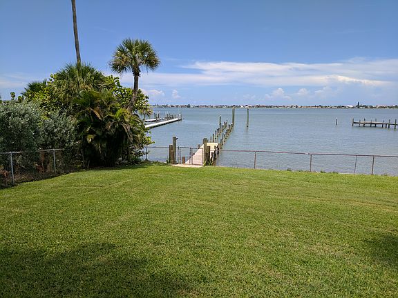 5th image of 316 Bluff View Dr