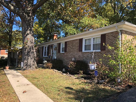 3rd image of 104 Hollow Creek Dr