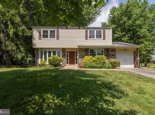 2039 Wisteria Ln, Lafayette Hill, PA 19444