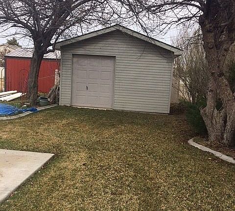 2nd image of 534 16th St