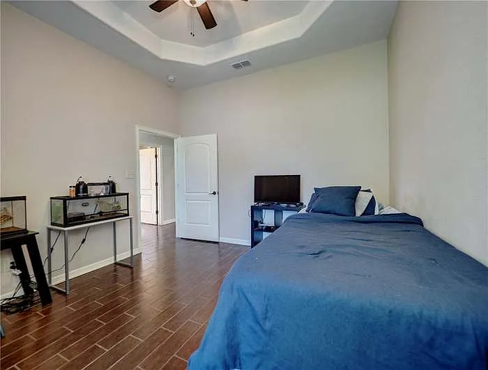 111 Reidda Dr — Photo 17