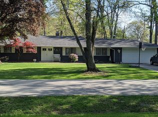 15610 Embers Dr, Mishawaka, IN