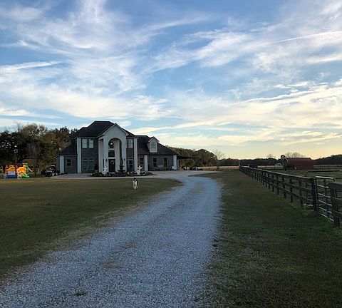 4th image of 169 Celestine Ln