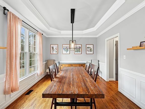 4th image of 117 Barnes Spring Ct