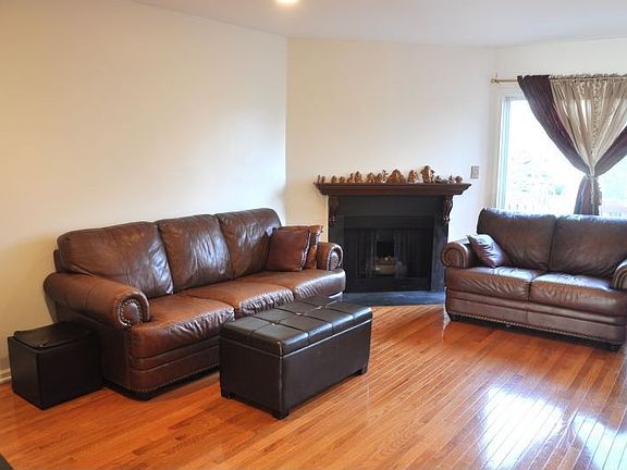 Living( Fire Place)