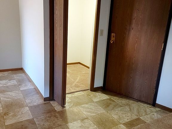 4th image of 2052 15th St N APT 7