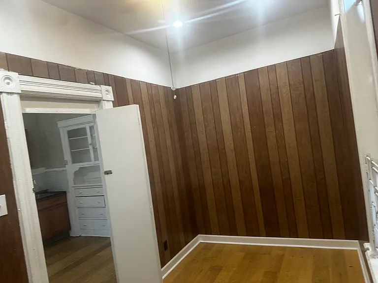1149 W Taylor St #1R — Photo 5