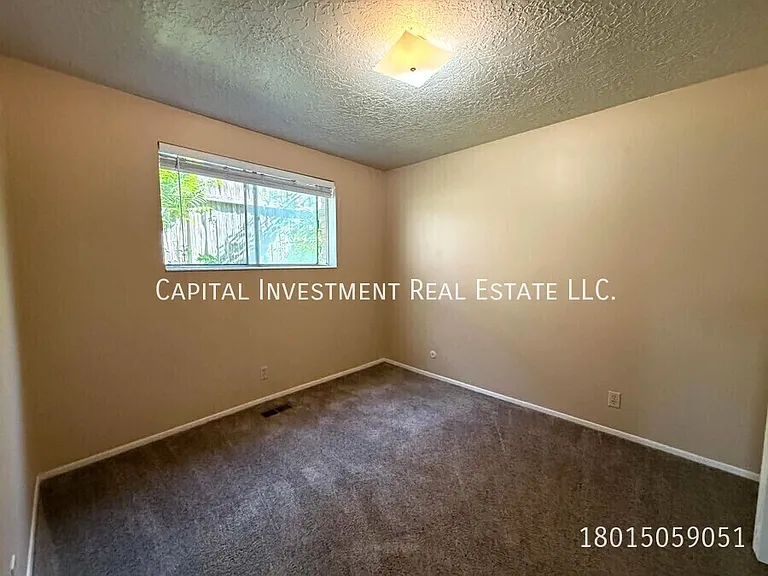 1728 S 800 E #3 — Photo 8