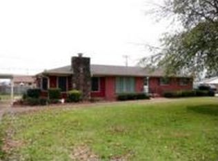 916 Waverly Ave, Muscle Shoals, AL 35661
