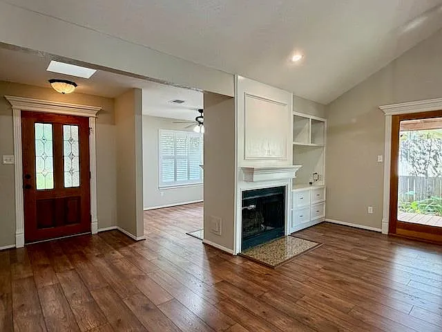 3602 Chapel Square Dr — Photo 9