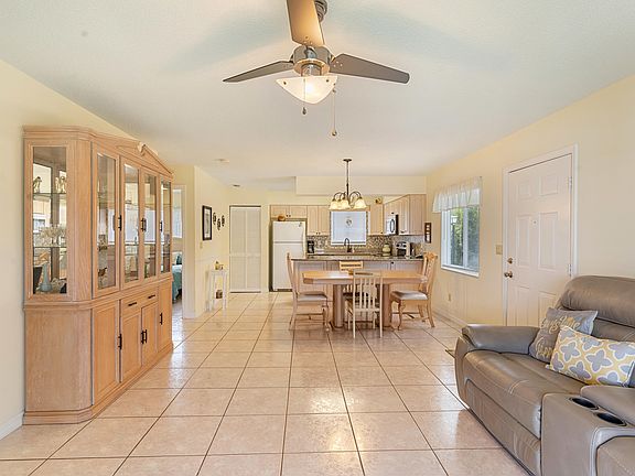 Home For Sale In Fountains Of St Lucie
