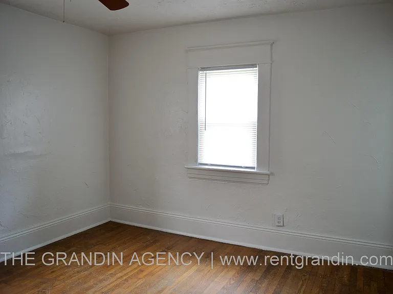 1624 Chapman Ave SW #A6 — Photo 12