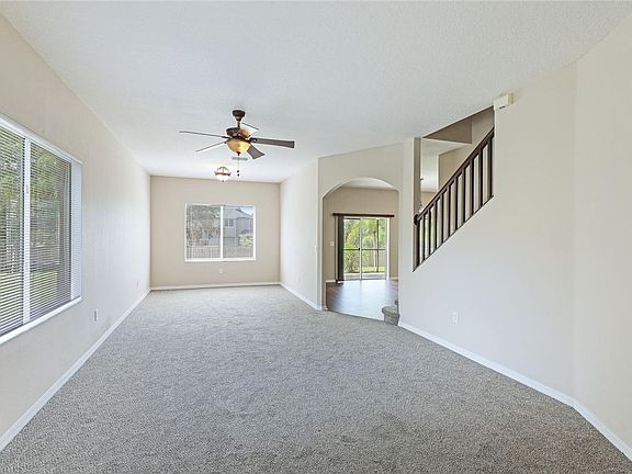 3rd image of 3303 Pine Top Dr