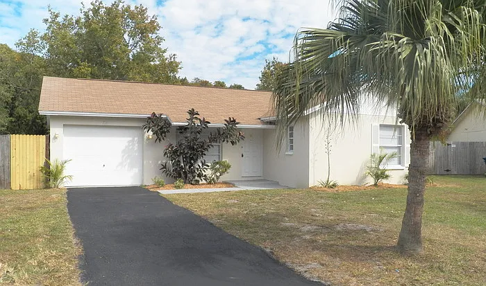 7109 Vallejo Way — Photo 1