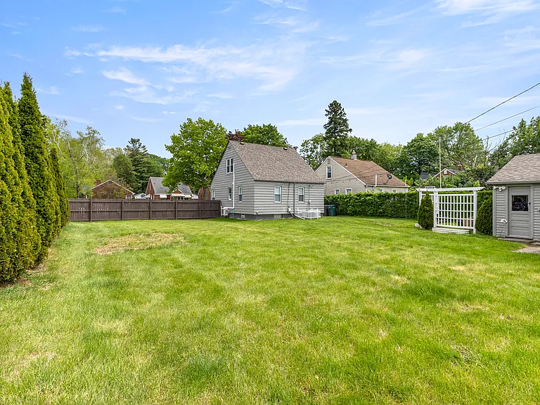 3230 Harding St — Photo 42
