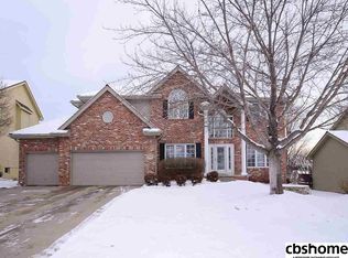 2339 S 183rd Cir, Omaha, NE 68130