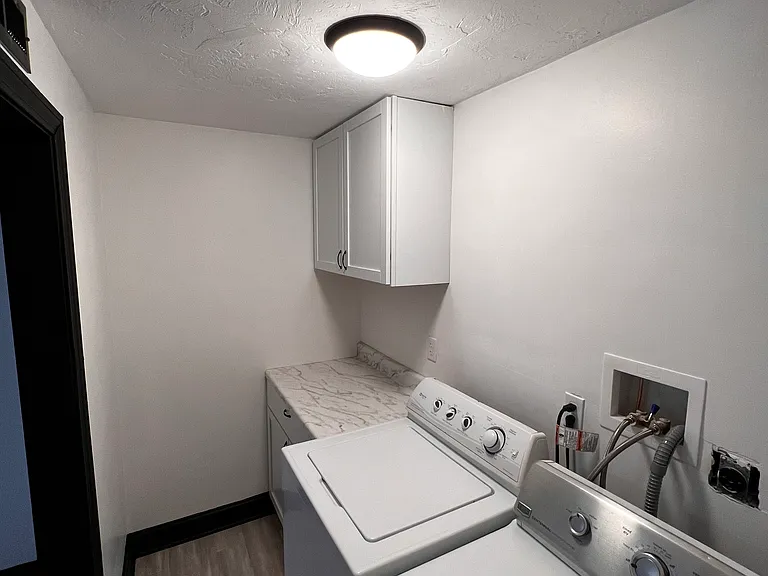 46 Grove St #1A — Photo 14