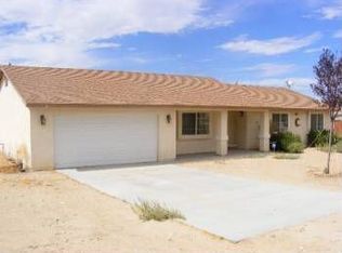 15074 Desert Star Rd, Apple Valley, CA 92307