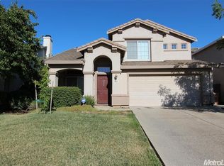 9617 Flame Tokay Way, Elk Grove, CA 95624