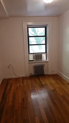 Rented by Chartwell Manhattan Realty | media 13