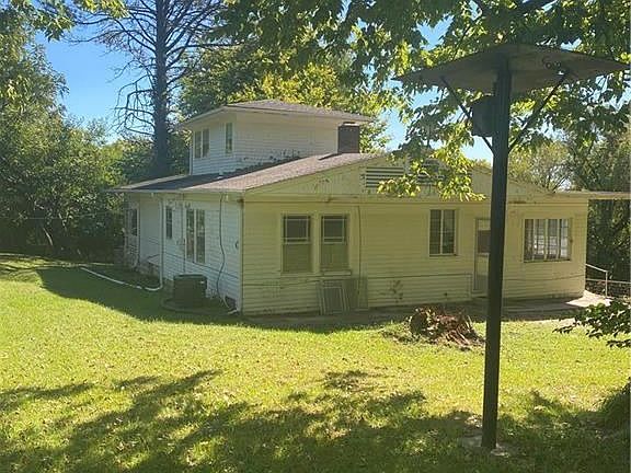 4th image of 3322 N 51st St