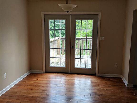 3rd image of 1791 Holly Ct