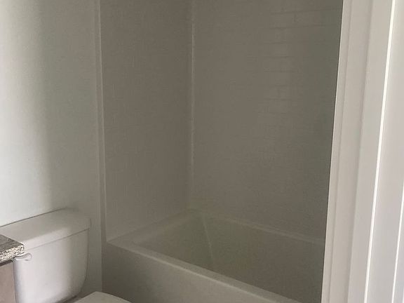 3rd image of 2260 86th Dr